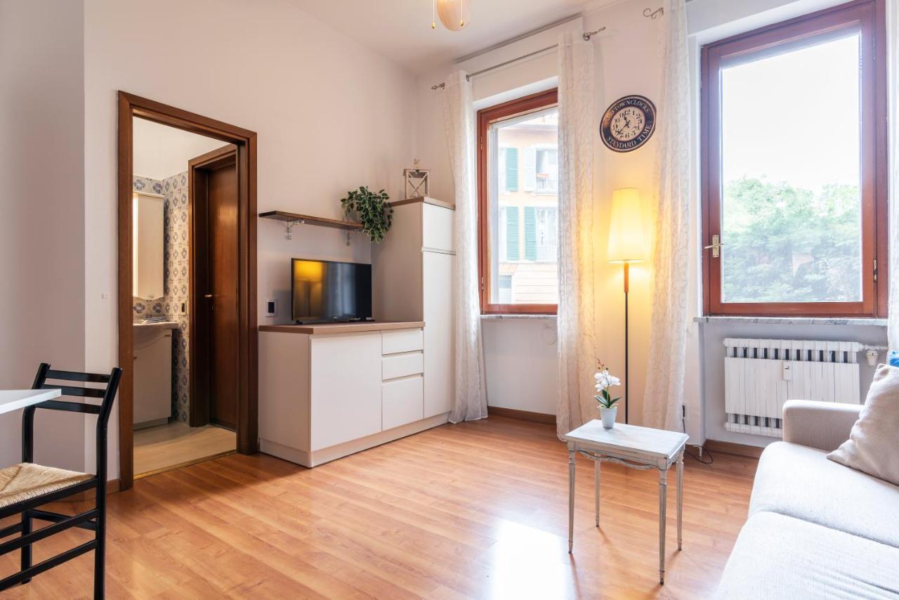 Casa Blu Flexyrent Apartment Wifi - No Ac ميلان المظهر الخارجي الصورة