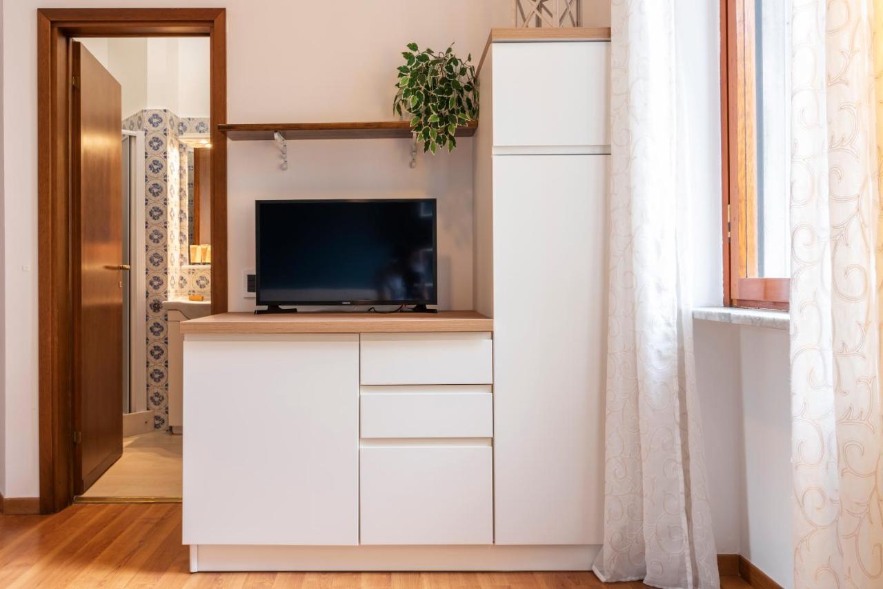 Casa Blu Flexyrent Apartment Wifi - No Ac ميلان المظهر الخارجي الصورة